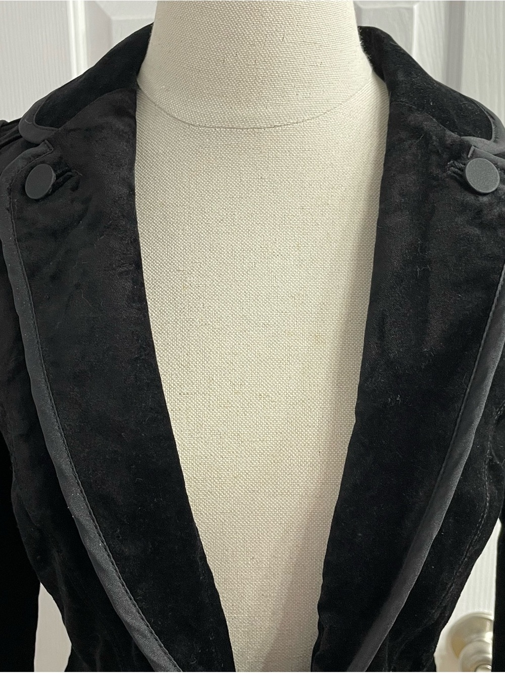 White House Black Market Black Velvet Cotton Blend Blazer Jacket Size 2 - Picture 4 of 7